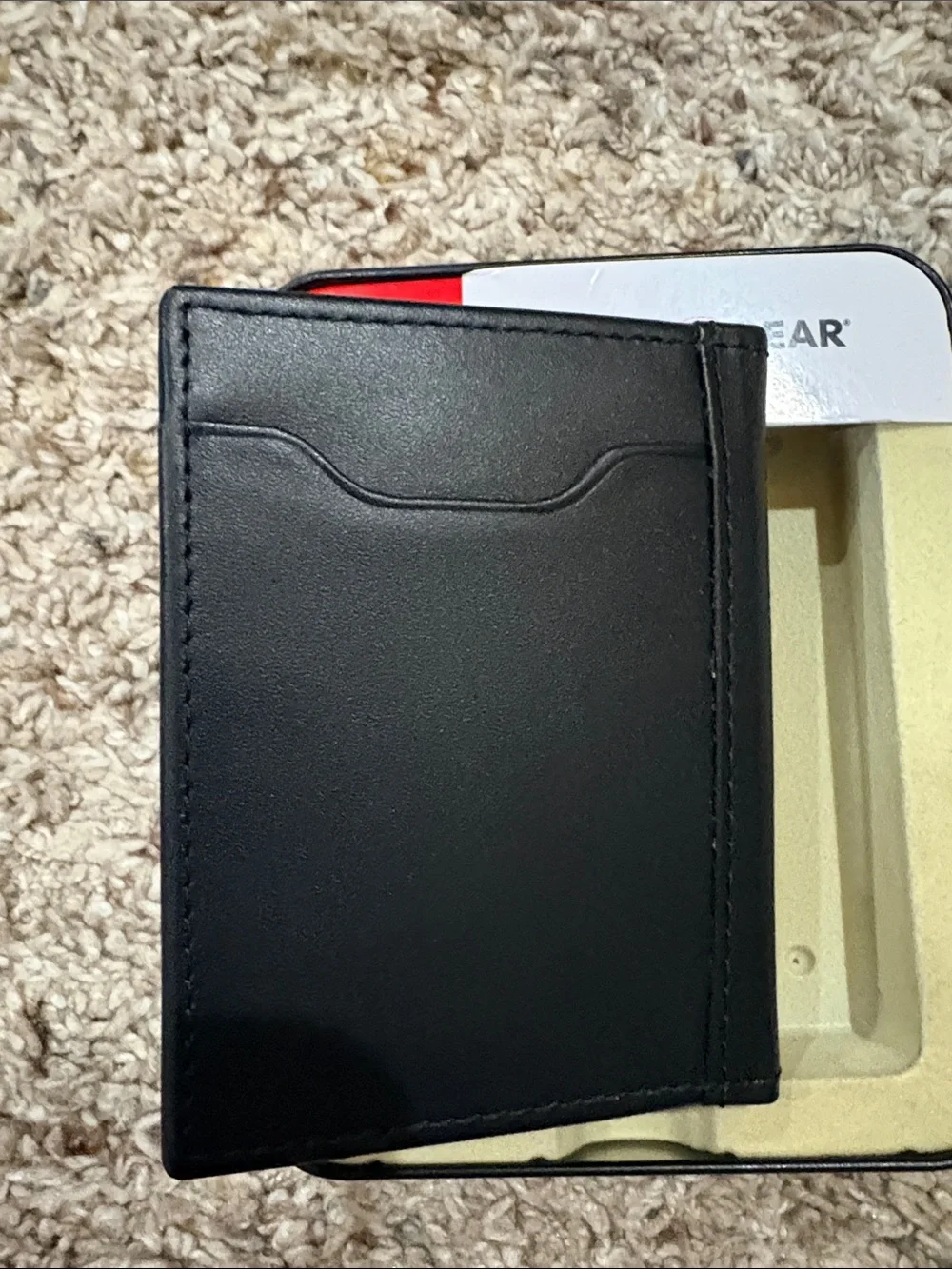 SwissGear Black Leather Bifold Card Holder with Metal Logo
